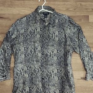 Jones New York Signature 100% Silk Snakeskin Button Up Top Blouse